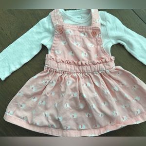 Carter’s pink elephant two piece set. 6m.